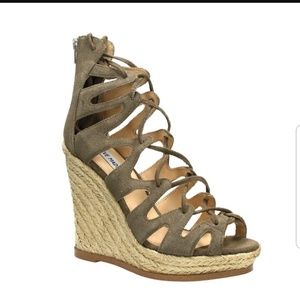Steve madden theea wedges